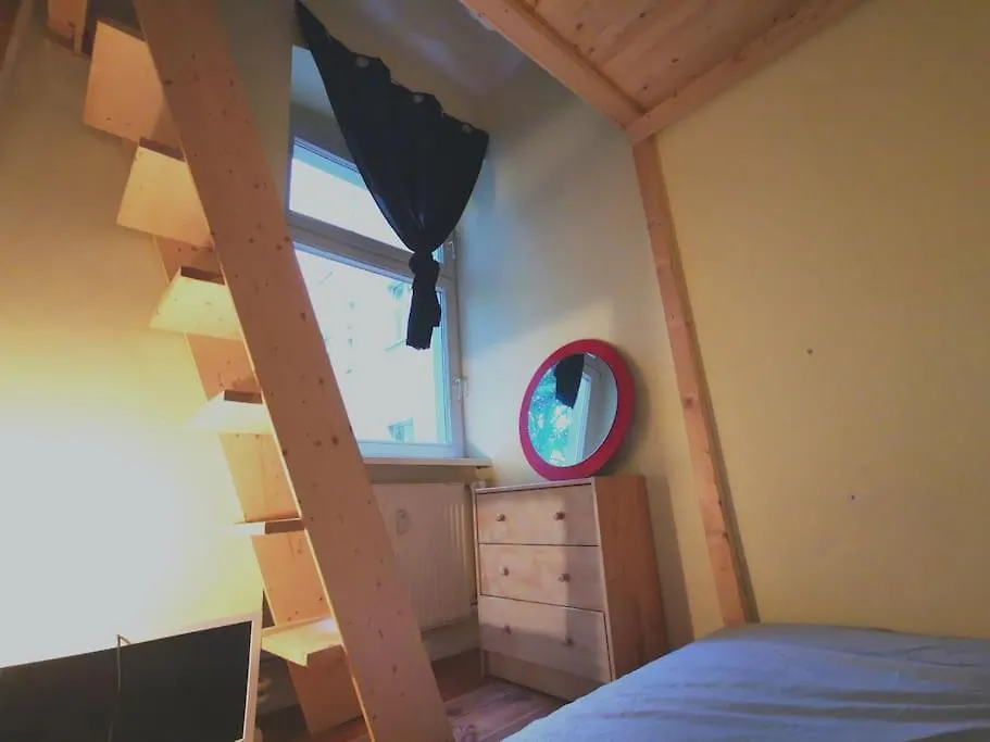 Typical Altbau In The Heart Of Berlin Wedding 아파트 독일