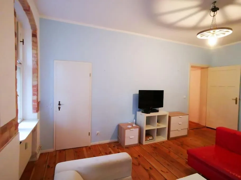 Typical Altbau In The Heart Of Berlin Wedding 아파트