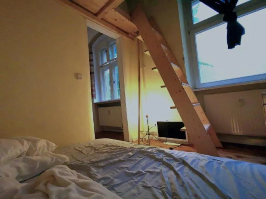 Typical Altbau In The Heart Of Berlin Wedding 아파트
